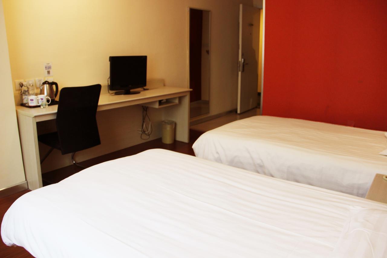 Hanting Hotel Haimen Middle Jie Fang Road Наньтун Номер фото